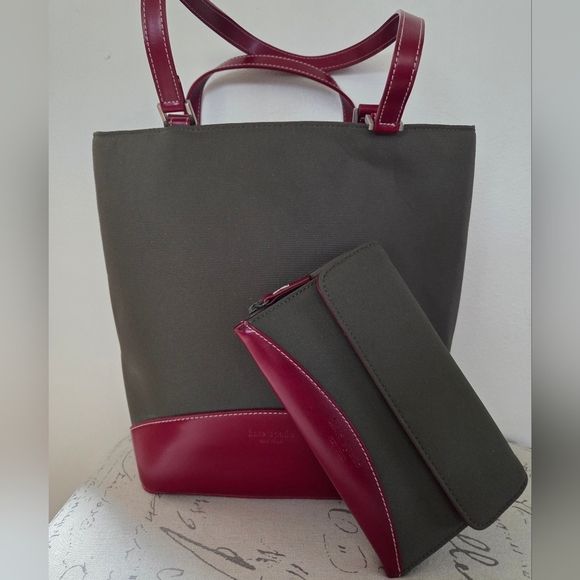 kate spade Handbags - VINTAGE Kate Spade Purse MaWallet